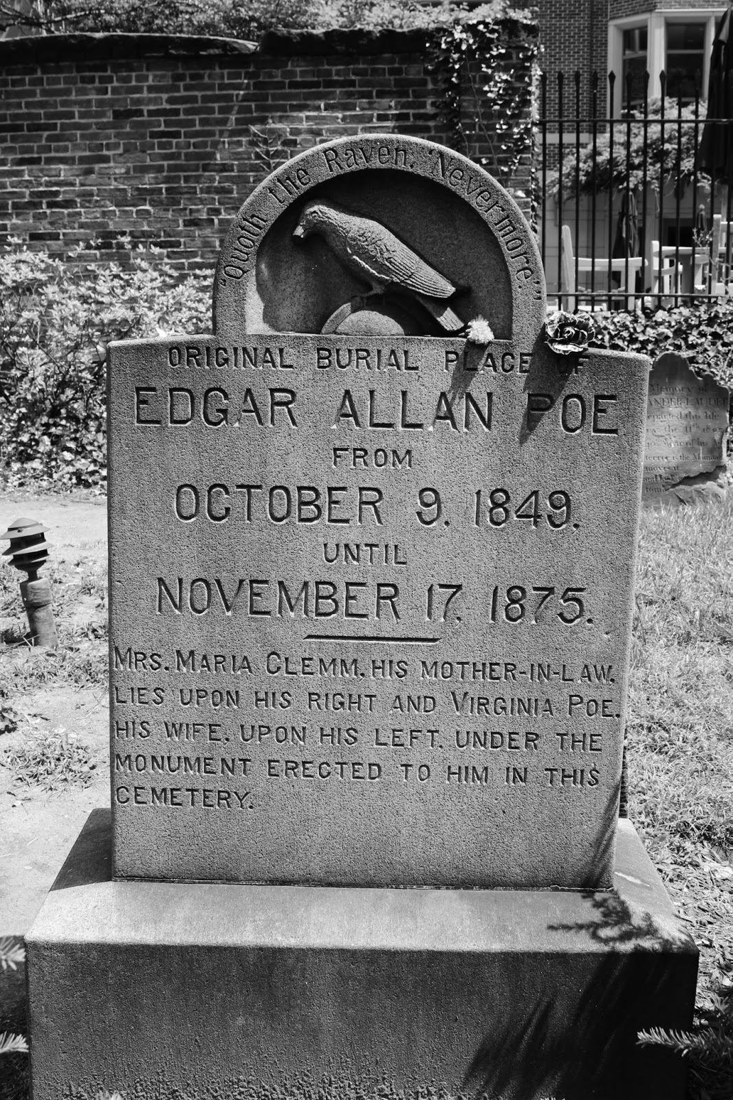 Edgar Allan Poe - Grab in Baltimore