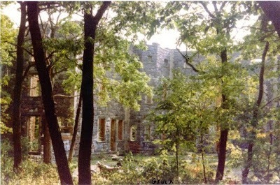 Cross Castle