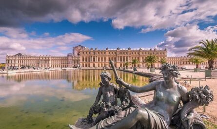 Versailles